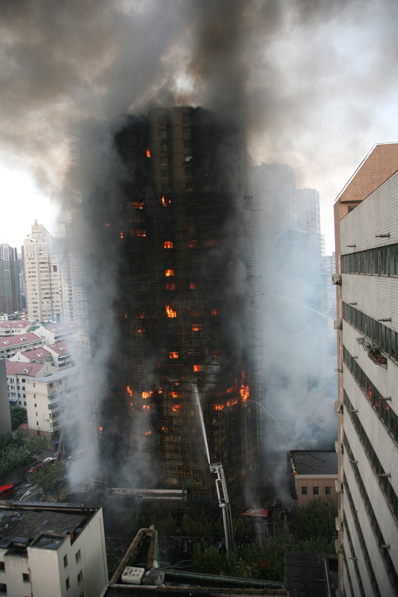 真实建筑火灾事故现场